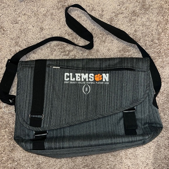 Handbags - ⭐️Clemson computer bag